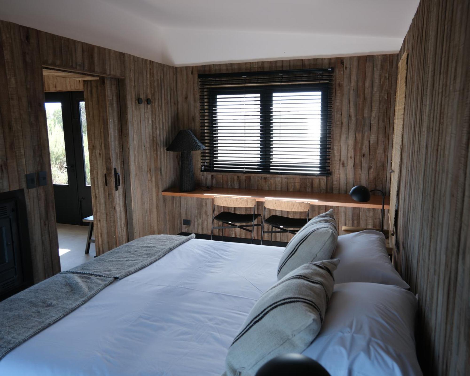 Bahia Bustamante Lodge エクステリア 写真